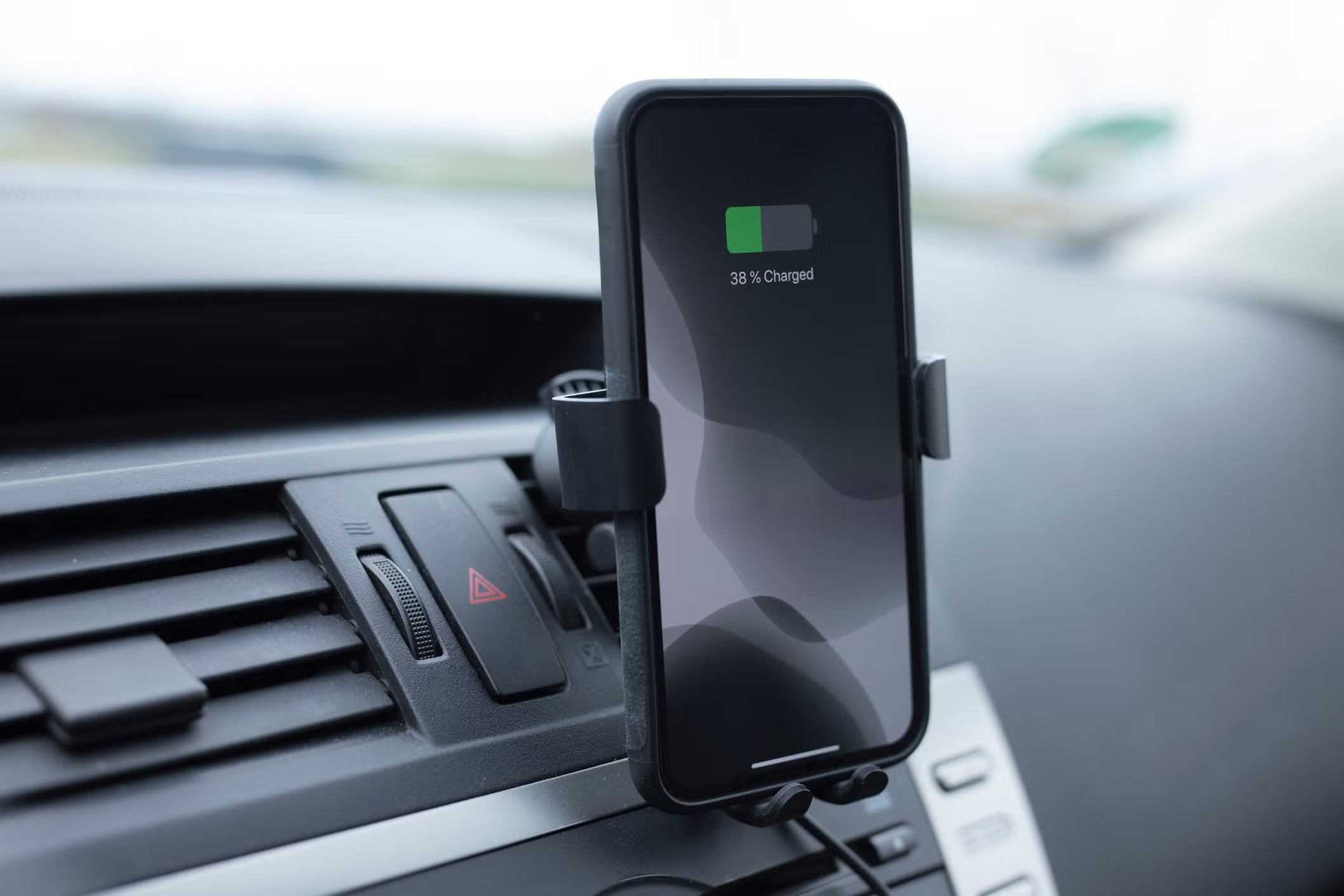 Držači i punjači  za mobilne telefone