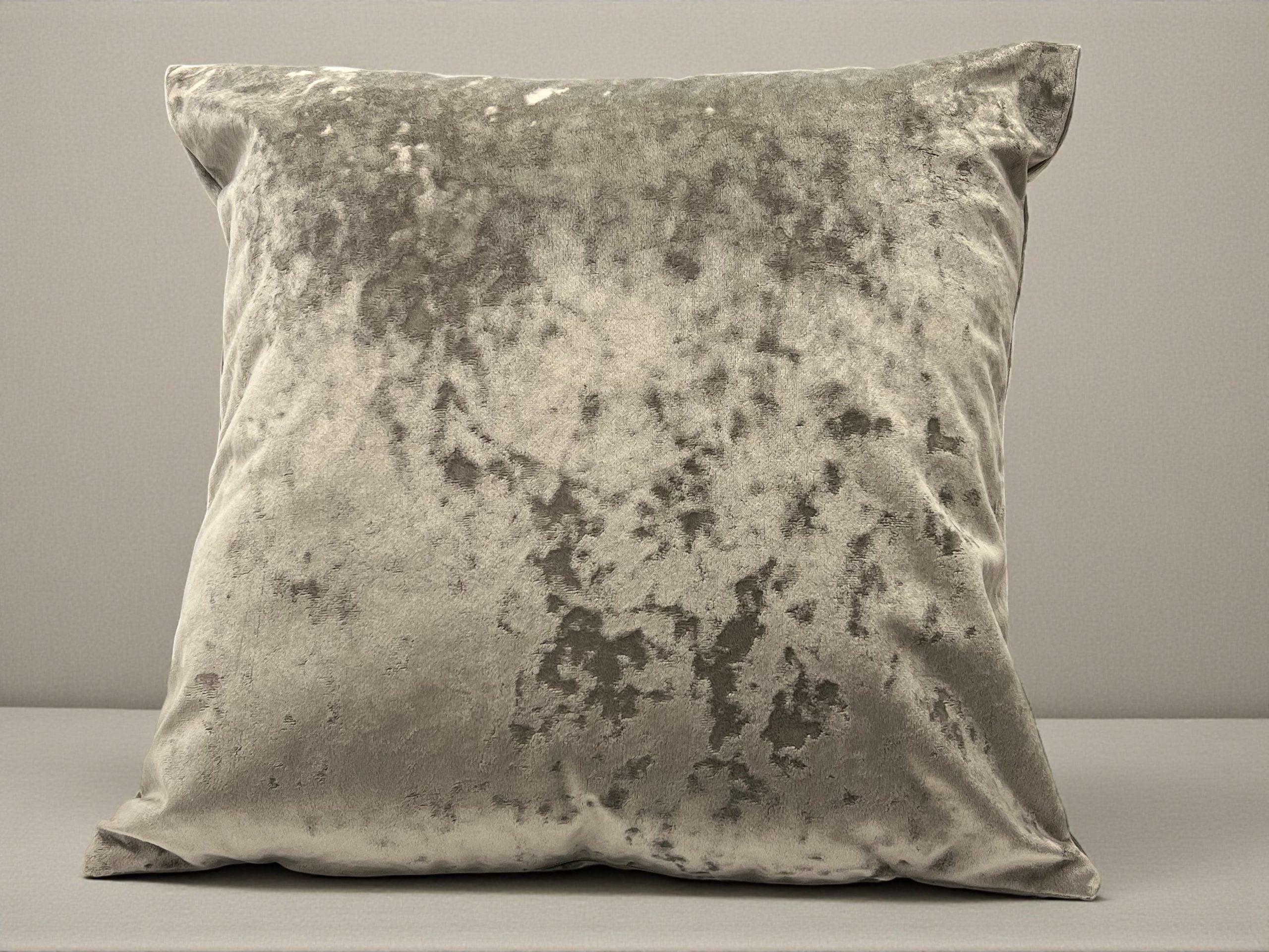 Ukrasna jastučnica 45x45cm shiny grey