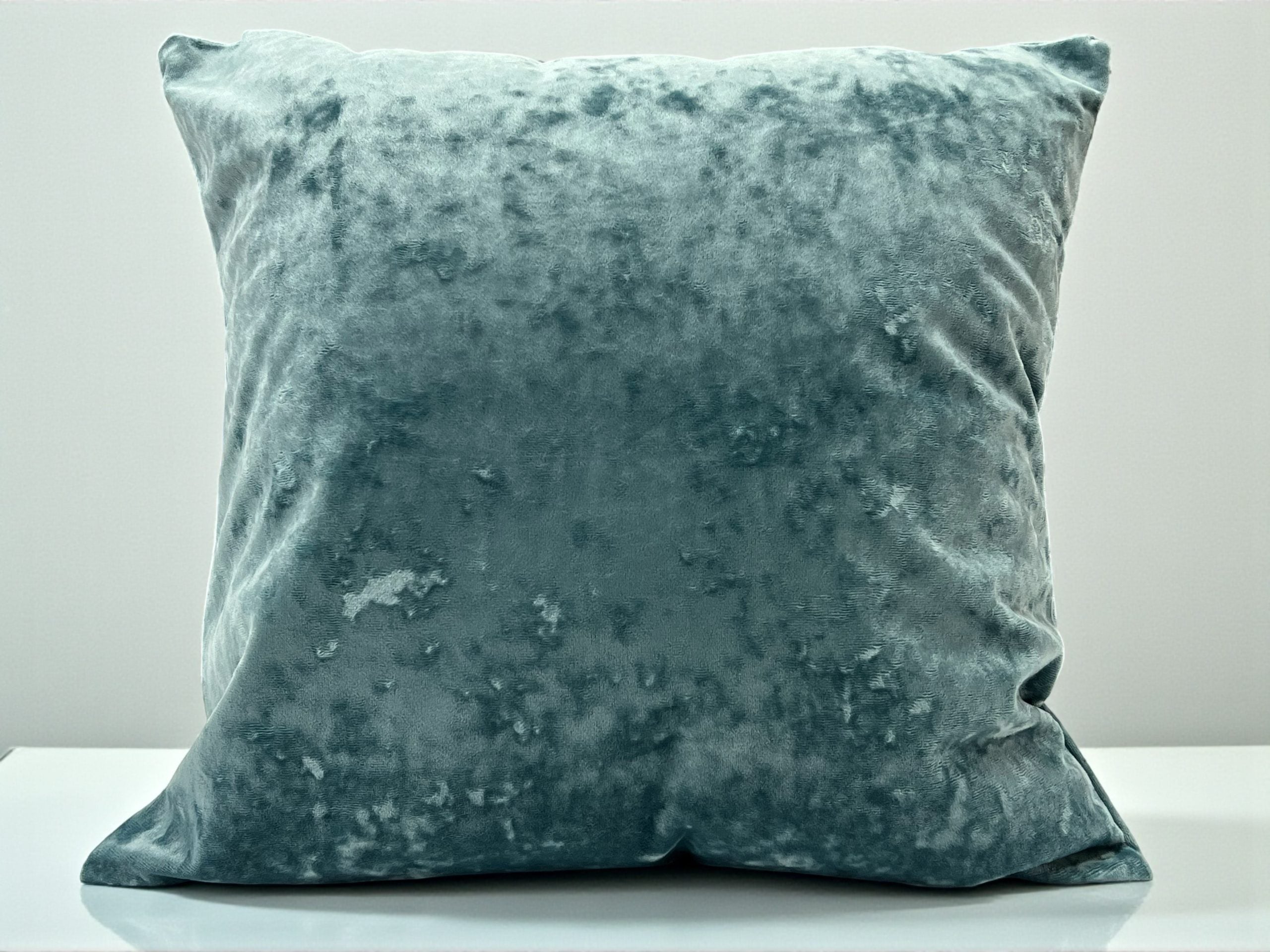 Ukrasna jastučnica 45x45cm shiny olive