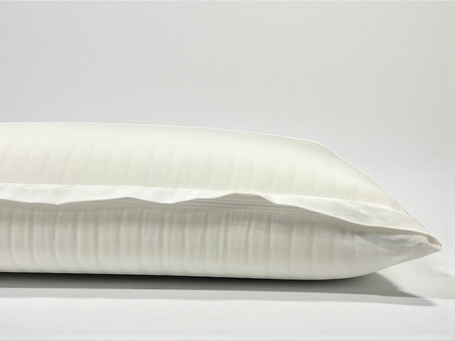 Jastucnica od satena 40x60cm Bela glat boja
