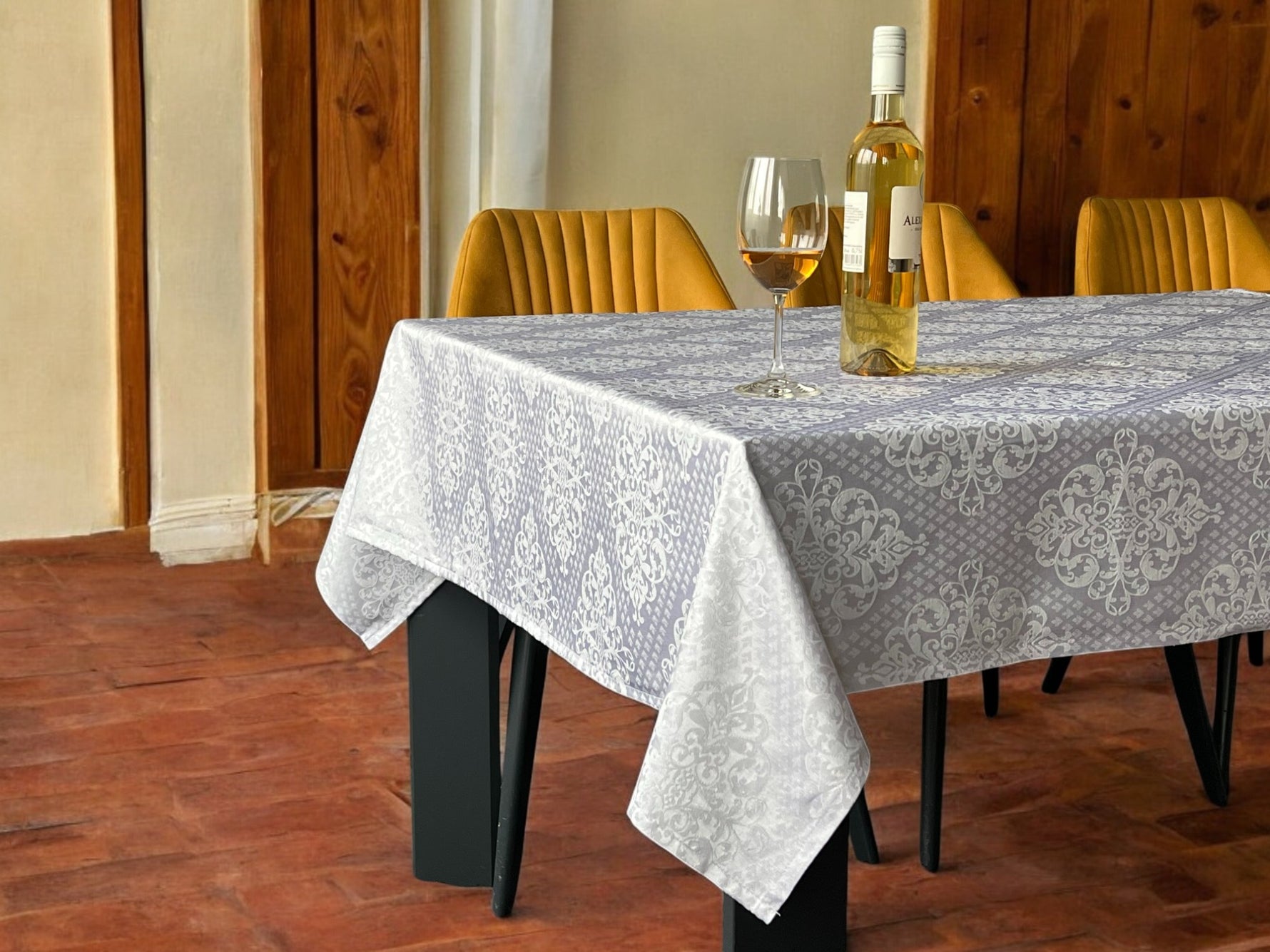 Stolnjak Kitchen Nova150x160cm Bela boja A17