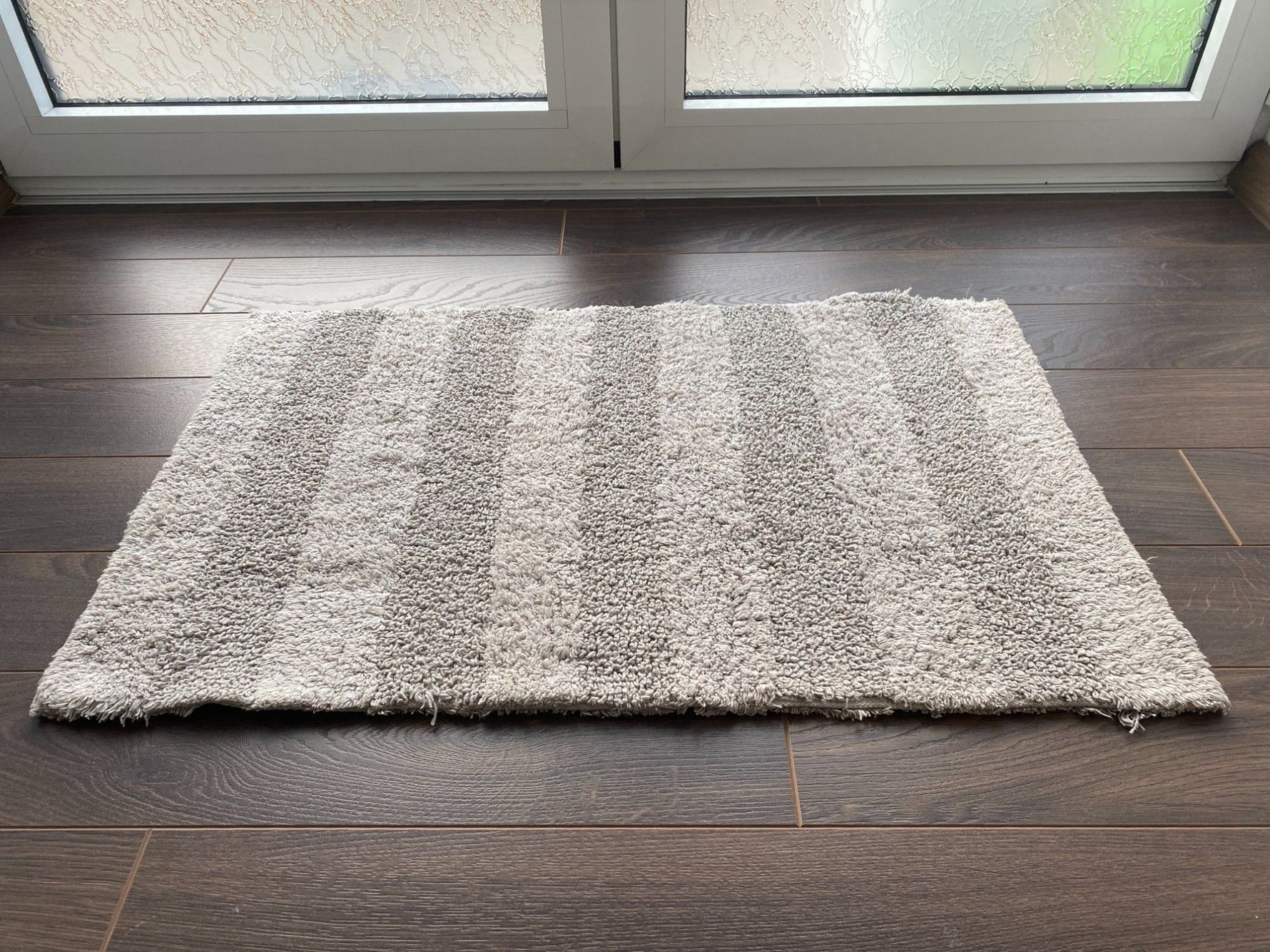 Prostirka jednodelna 50x80cm dezen broj 7