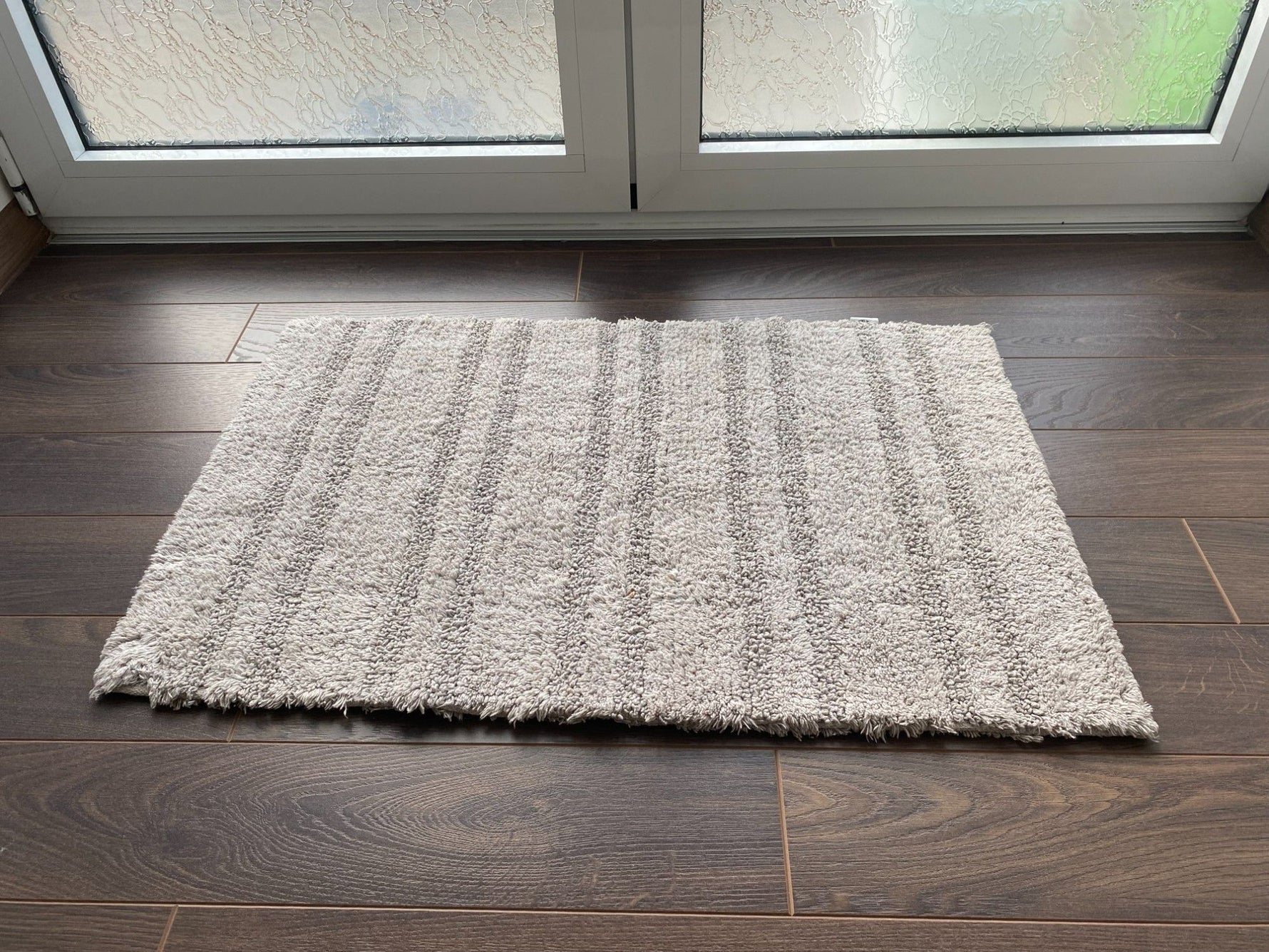 Prostirka jednodelna 50x80cm dezen broj 5