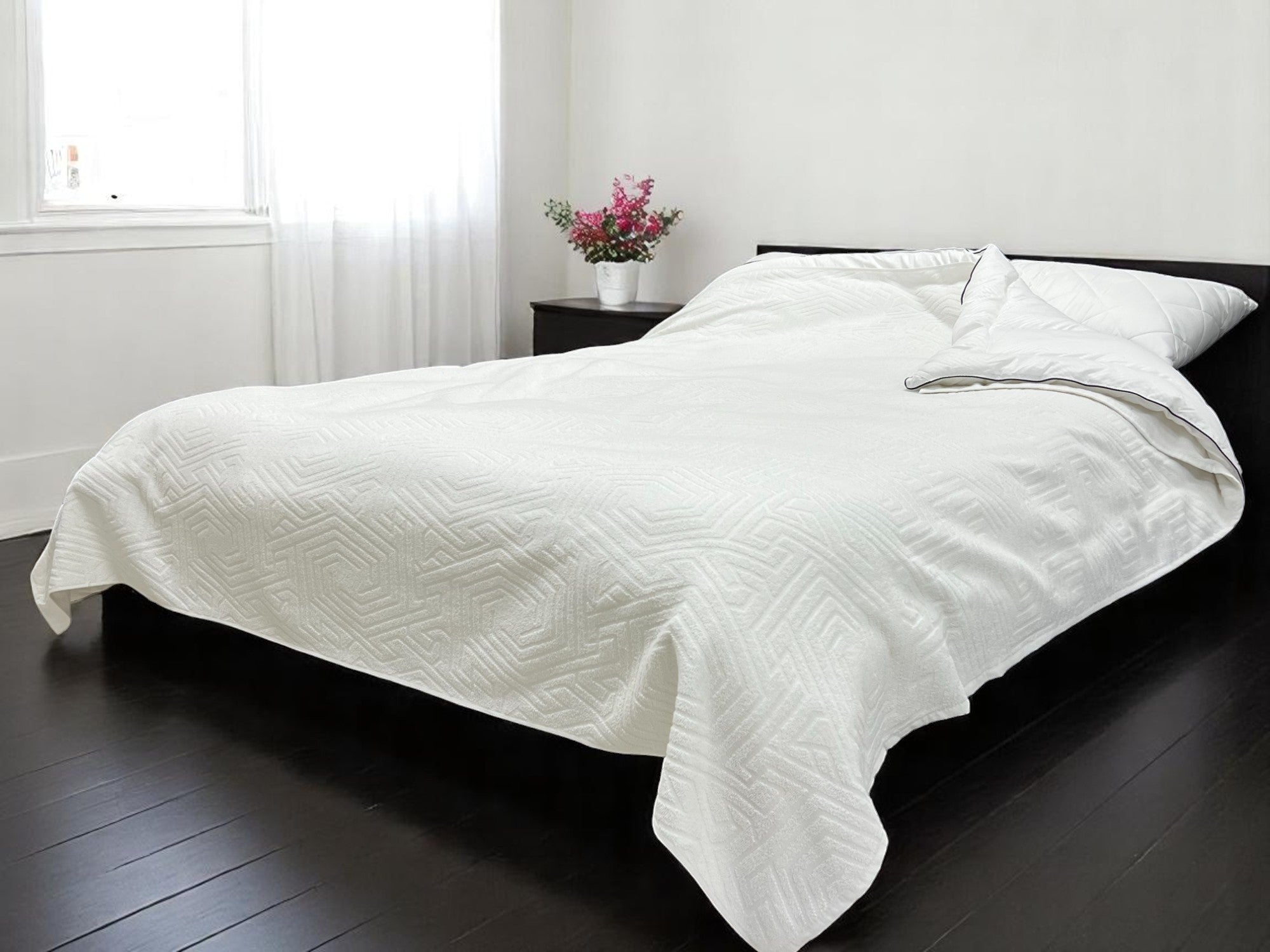 Frotirni prekrivač Winter 400g/m2 200x200cm Bela boja