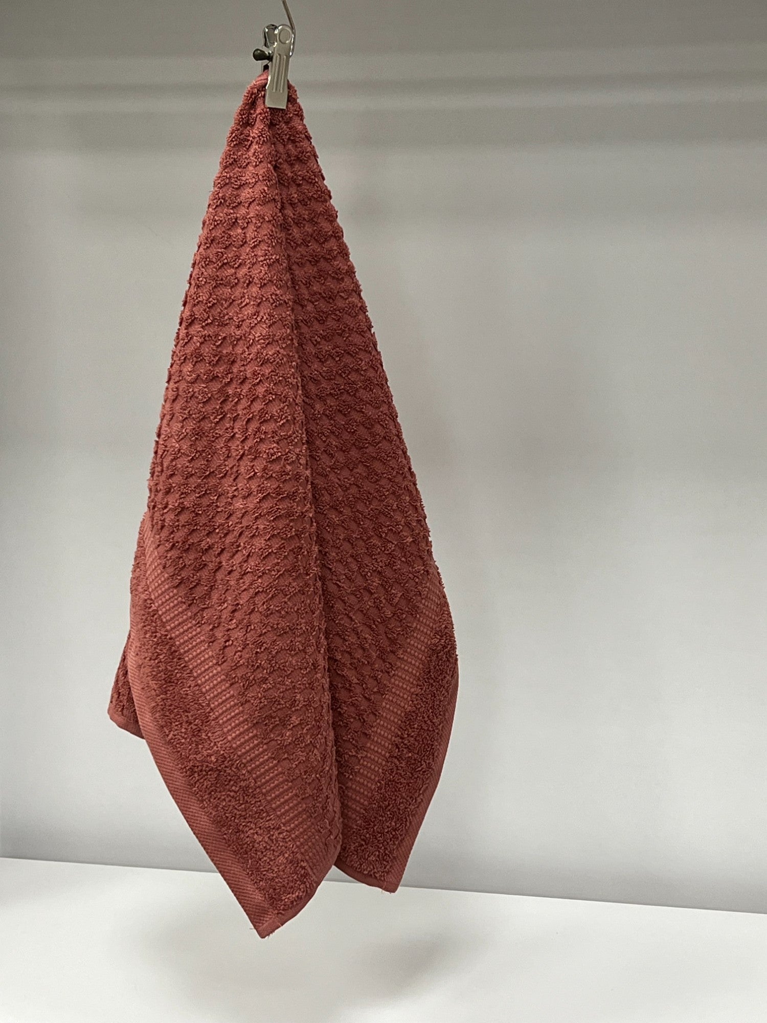 Peškir Stock 50x80cm S60 Dezen Bordo boja