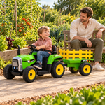 Dete i roditelj kod vozila traktor-261
