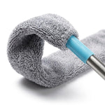 Savitljivi brisko za prašinu zateško dostupna mesta i površine sa mikrofiber navlakom, sivi