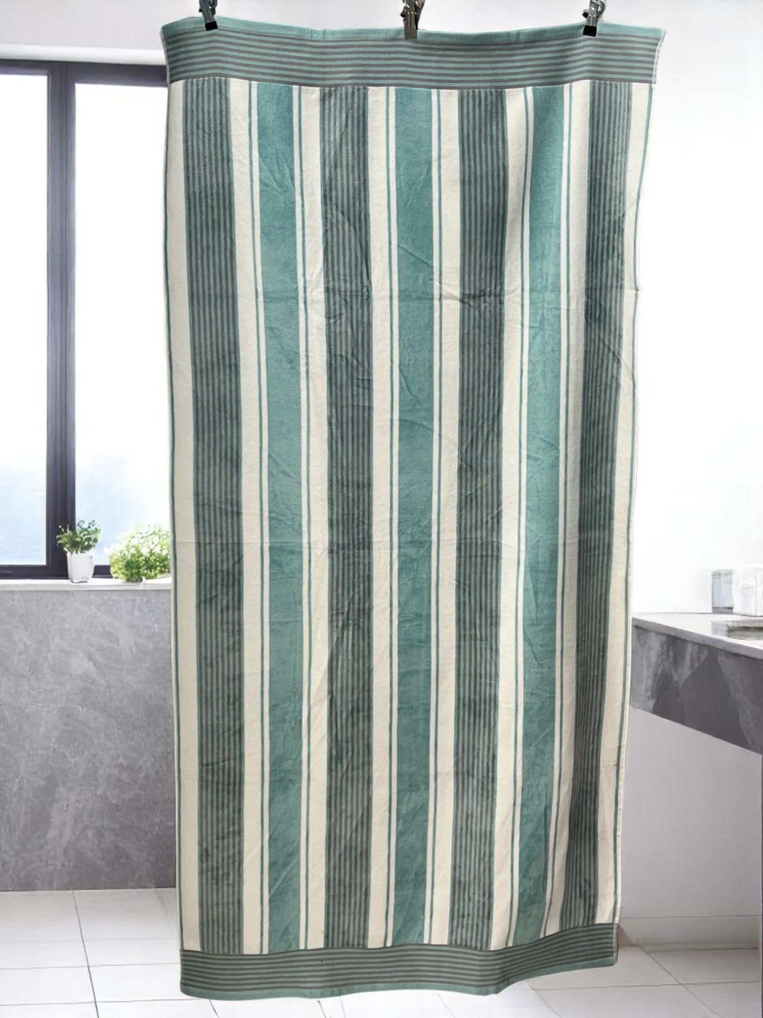 Plažni peškir "Mint Stripes" – 82x160 cm