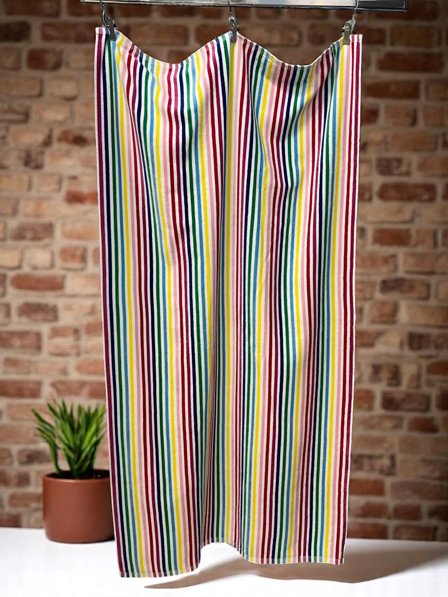 Plažni peškir „Rainbow Lines“ – 172x95 cm | 100% Pamuk