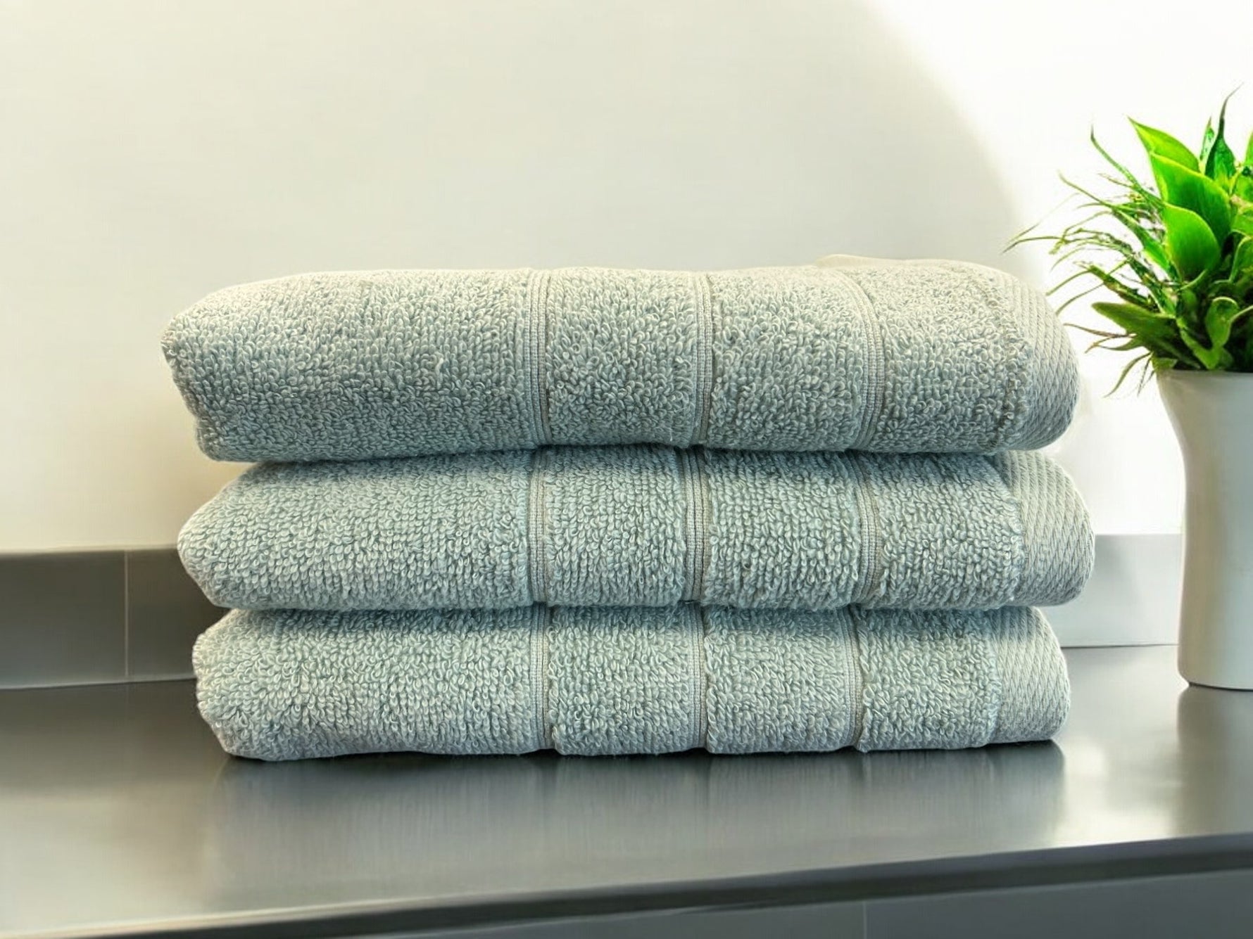Peškir Bordura 70x140cm 550g/m2 Mint boja Indy