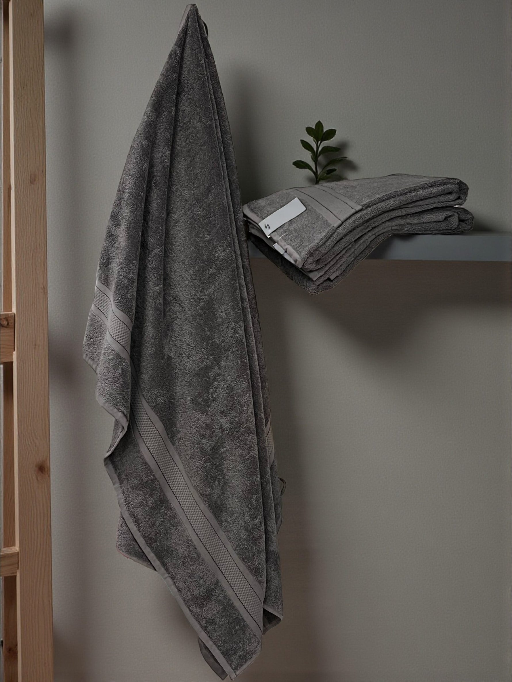 Peškir ClasSic Soft 70x140cm Dark Grey