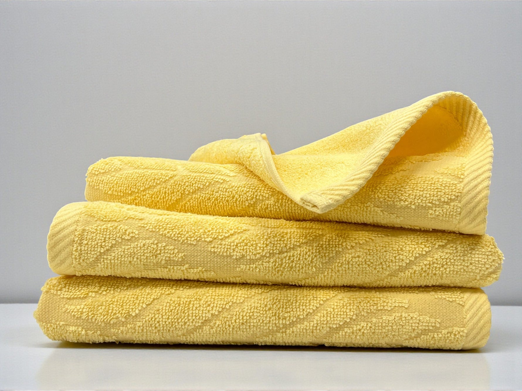 Peskir 50×100 cm – 100% Pamuk sa Žakard Motivom od Indijskog Pamuka Yellow